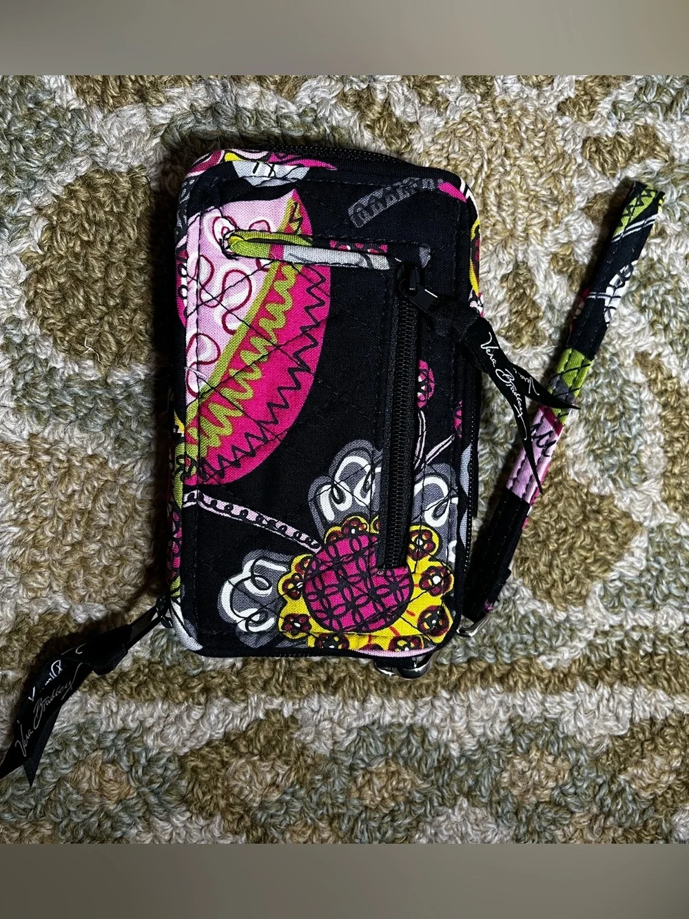 Vera Bradley Moon Blooms Quilted Wristlet Wallet Card Holder